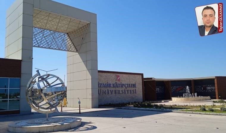 Sendikaların etkinliklerine yer vermeyen İzmir Kâtip Çelebi Üniversitesi Rektörlüğü HÜDAPAR bayrağına sessiz: Ne araştıran var, ne soruşturan