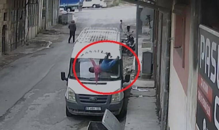 2 yaşındaki çocuk, 2'nci kattan çöp konteynerine düştü!