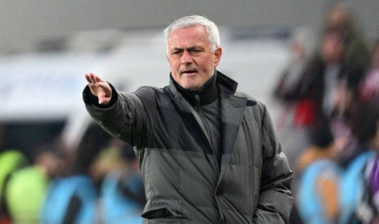 Bitime 5 hafta kala... Jose Mourinho'dan sistem kararı!