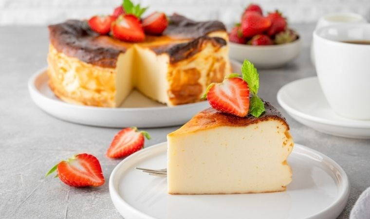 Tam kıvamında efsanevi lezzet: San Sebastian Cheesecake tarifi
