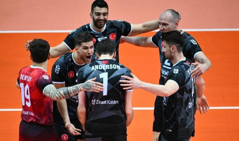 Efeler Ligi'nde şampiyon Ziraat Bankkart