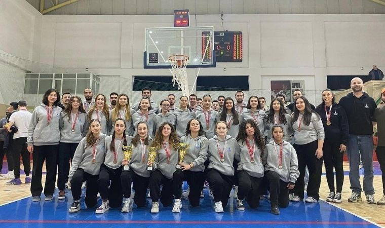 İzmir Büyükşehir Belediyesi Spor Kulübü zirvede