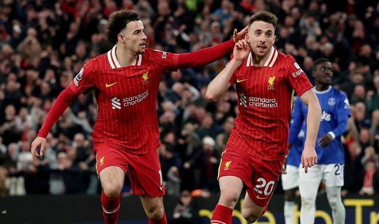 Merseyside derbisinde gülen taraf Liverpool!