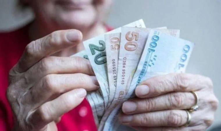 'Şatafat içinde yaşayanlar geçim sıkıntısını ne bilsin?'