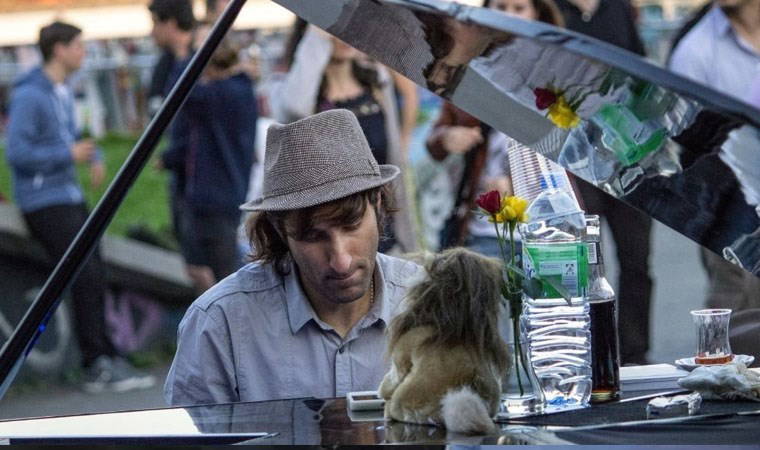 Gezi’nin piyanisti Davide Martello sınır dışı edildi