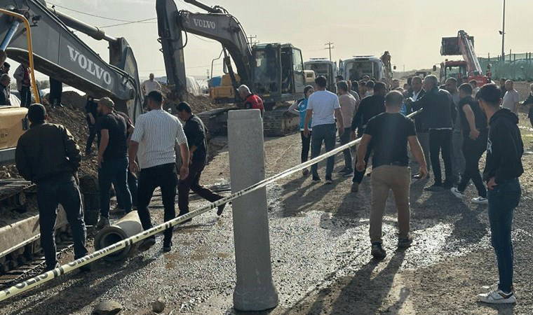 Son Dakika... Şanlıurfa'da 4 işçi göçük altında kaldı!