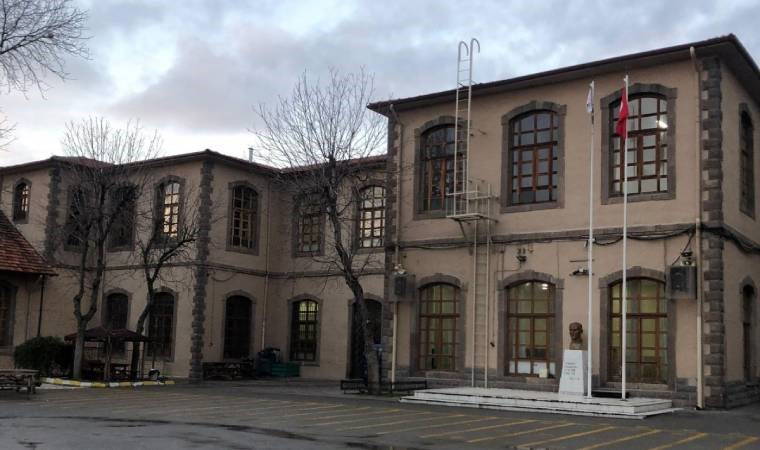 1 Mayıs okullar tatil mi? 1 Mayıs resmi tatil mi?