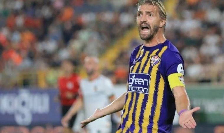 Caner Erkin'in futbolu bıraktığı iddia edilmişti!