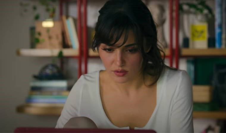 Hande Erçel ve Barış Arduç başrolde...