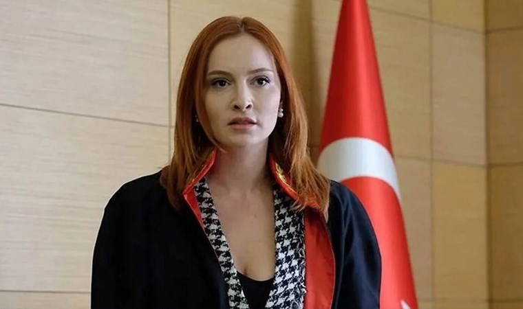 TRT'de yer alan diziden çıkarılmıştı: Oyuncu Başak Gümülcinelioğlu'ndan açıklama