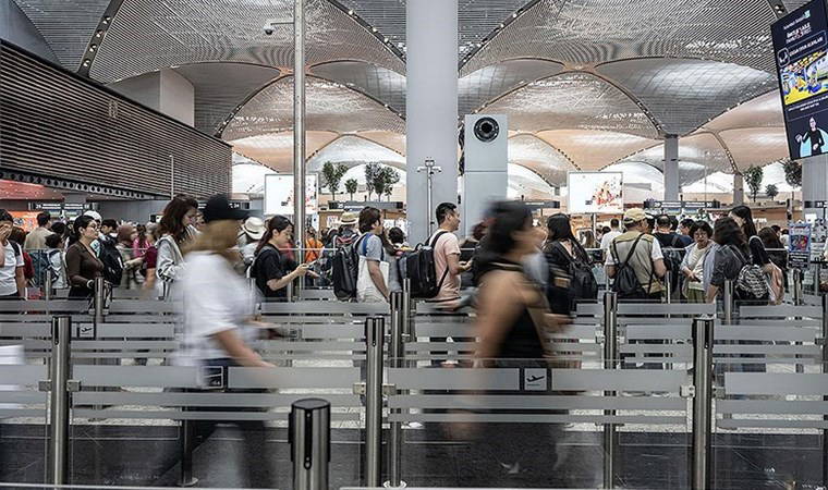 Öğrencileri Avrupa'ya götürme vaadi: 76 bin Euro dolandıran şahıs yurt dışına kaçmış!