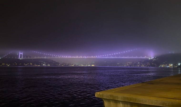 İstanbul Boğazı'nda gemi trafiği askıya alındı