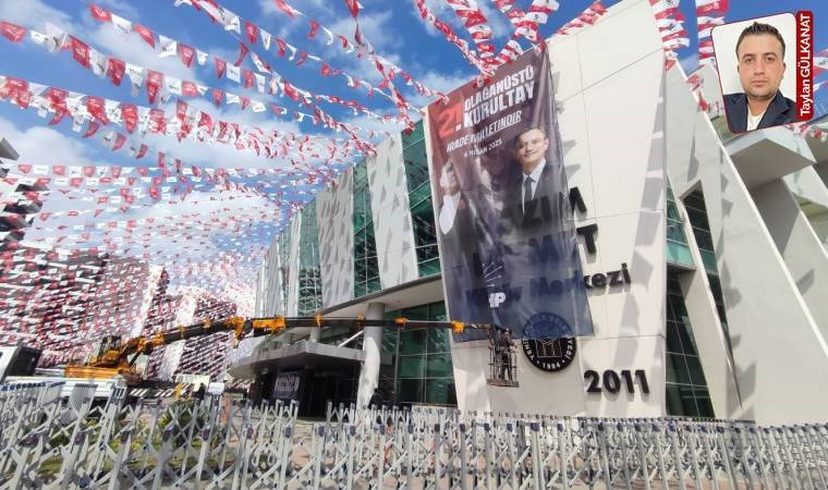 Kurultay öncesi son hazırlıklar... Kongre merkezi CHP bayraklarıyla donatıldı!