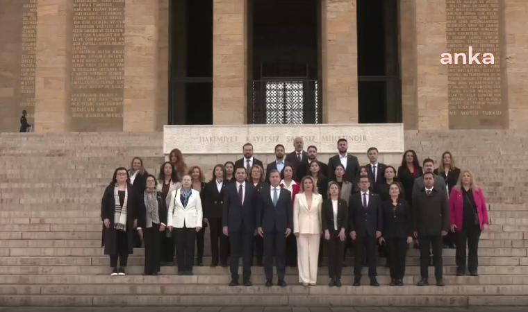 CHP heyeti 21’inci Olağanüstü Kurultay öncesi Anıtkabir'i ziyaret etti: 