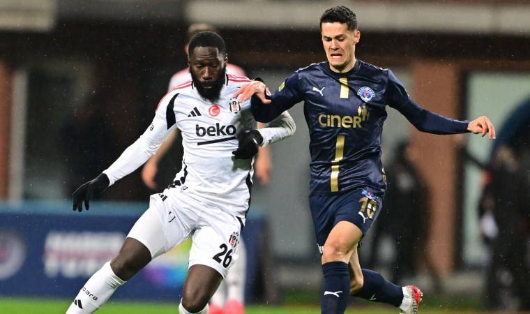 10 kişi kalan Beşiktaş puanı 90'da kurtardı: Kasımpaşa 1-1 Beşiktaş