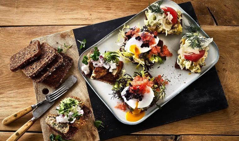 Danimarka'nın hafif ekmekleri: Smørrebrød tarifi