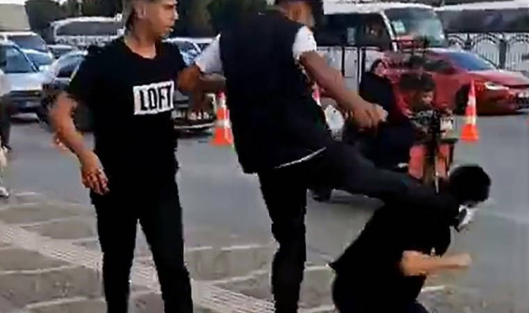 Muştalı 'yan bakma' kavgasında karar: 1 tutuklama, 3 ev hapsi cezası