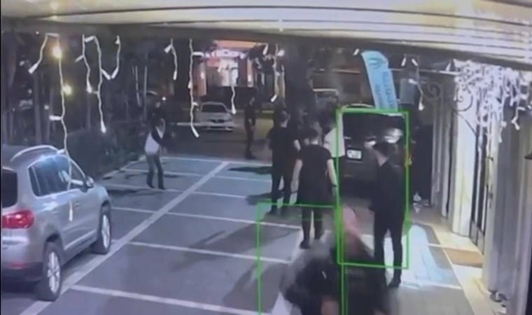 Gece kulübü önünde güvenlik görevlilerine ateş açtılar: 1 ölü, 1 yaralı, 8 gözaltı