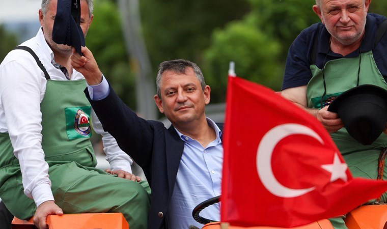 Yozgatlı köylülere kesilen 'İmamoğlu' cezasını Özgür Özel ödeyecek