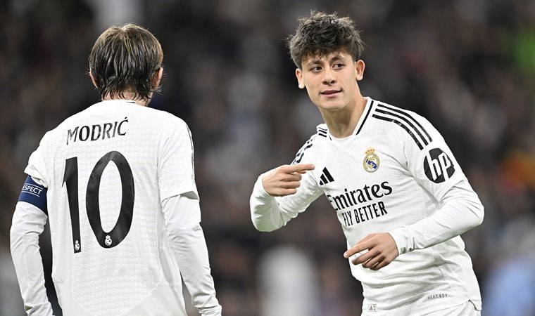 Real Madrid'de ayrılık rüzgarı: Listedeki 5 ismi açıkladılar!