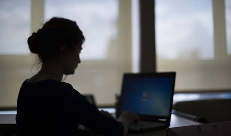 Memuriyete yeni yaş şartı geliyor