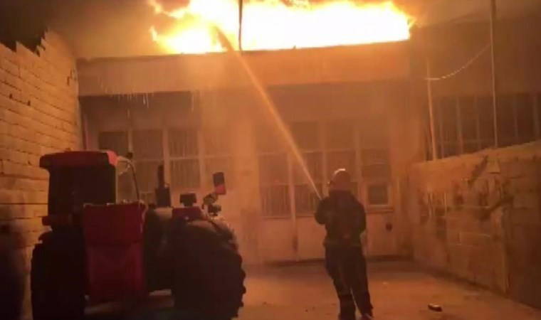Kahramanmaraş’ta korkutan işyeri yangını!