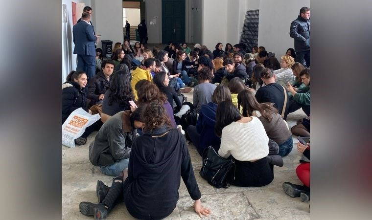 İTÜ öğrencilerinden 1 Mayıs gözaltılarına tepki: Oturma eylemi başlattılar