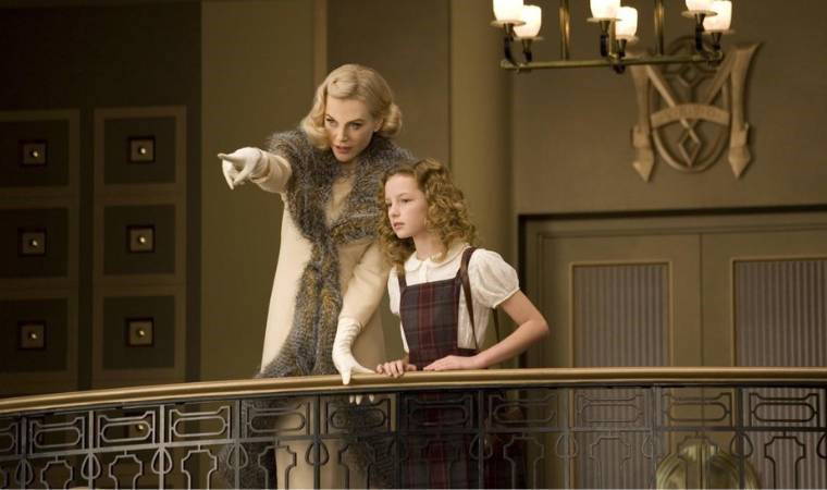 The Golden Compass filminin konusu ne? The Golden Compass filminin oyuncuları kim?