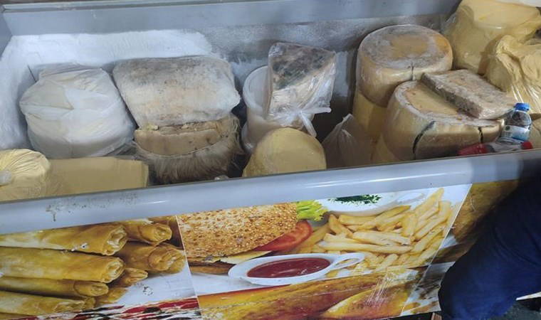 Hepsini yurttaşlara yedireceklerdi! Adana'da sağlık skandalı: 240 kilosu imha edildi!