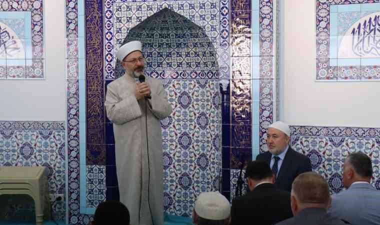 Diyanet, sınırı geçince hutbeyi değiştirdi