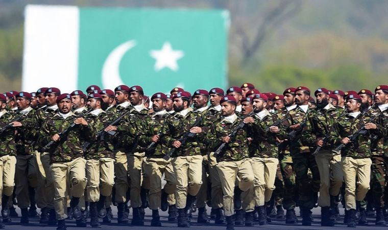 Pakistan'dan Hindistan'a uyarı: Karşılık vereceğiz
