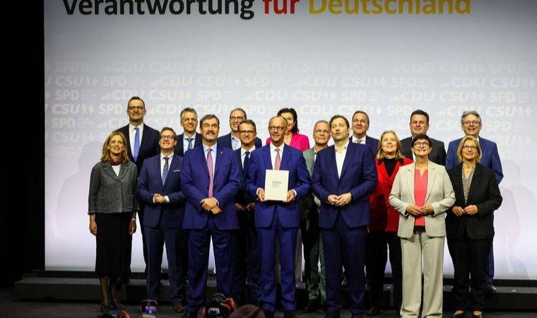 Almanya'da koalisyon protokolü imzalandı