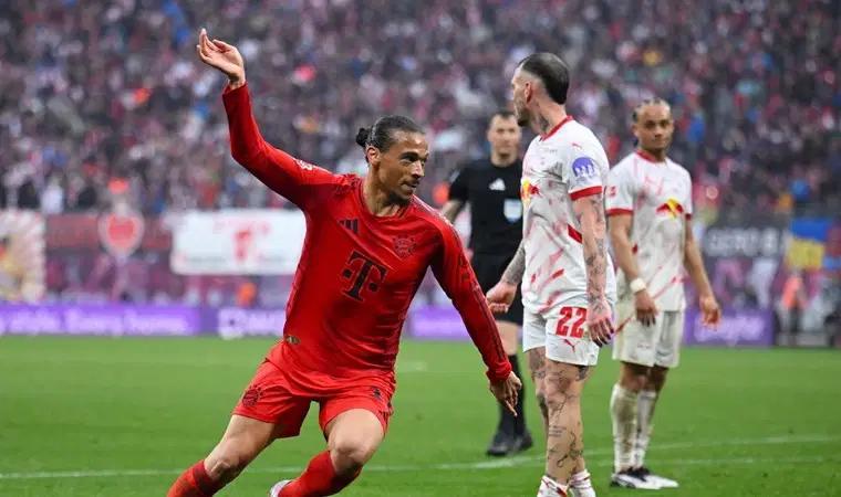 Menajerini değiştirdi: Bayern Münih'te Sane çıkmazı!