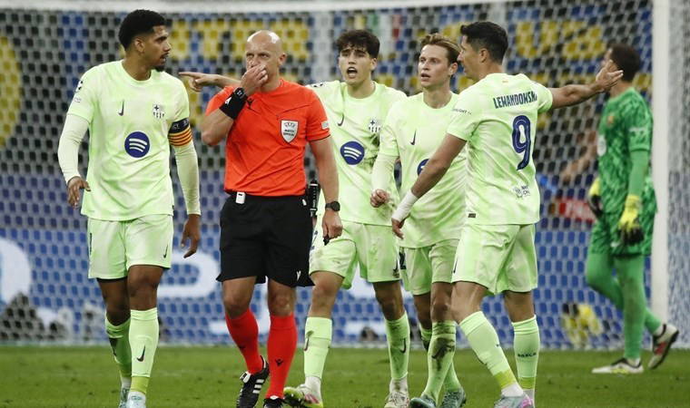 Barcelona'dan Szymon Marciniak'a sert tepki: 'UEFA konuyu soruşturmalı'