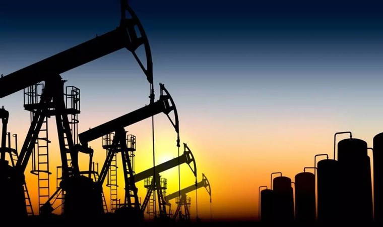 ABD petrol fiyatı tahminini aşağı yönlü revize etti