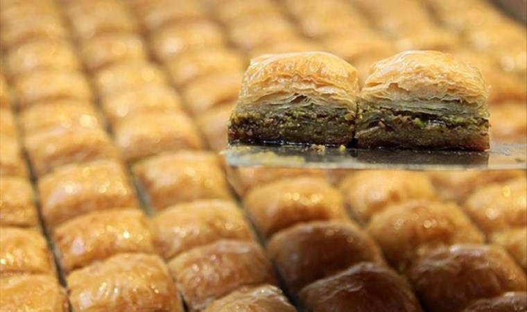 Baklavalık ve çerezlik fıstığı bir de dolu vurdu