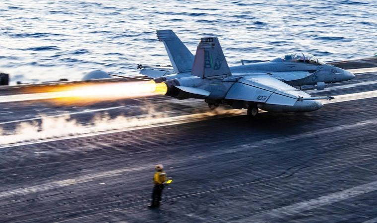 ABD uçak gemisinden 10 günde 2 jet düştü