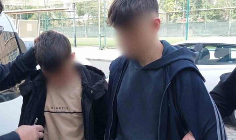 Tüfekle ev kurşunlayan 2 çocuk yakalandı!