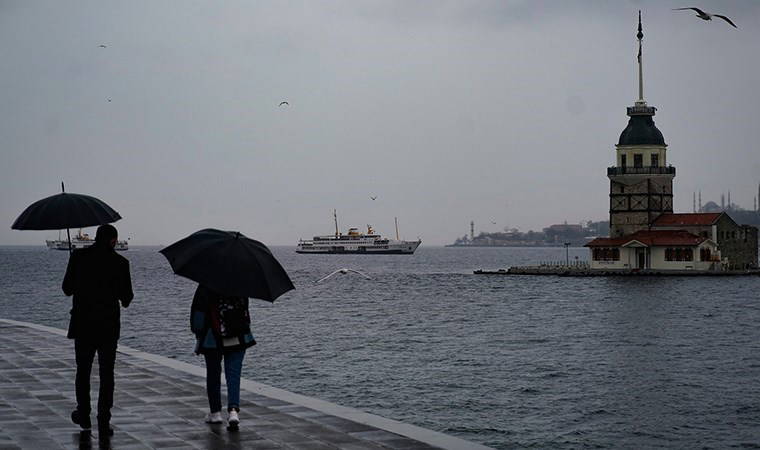 Sıcak havalar yerini yağmura bırakıyor... Meteoroloji'den hafta sonu için yağış uyarısı!