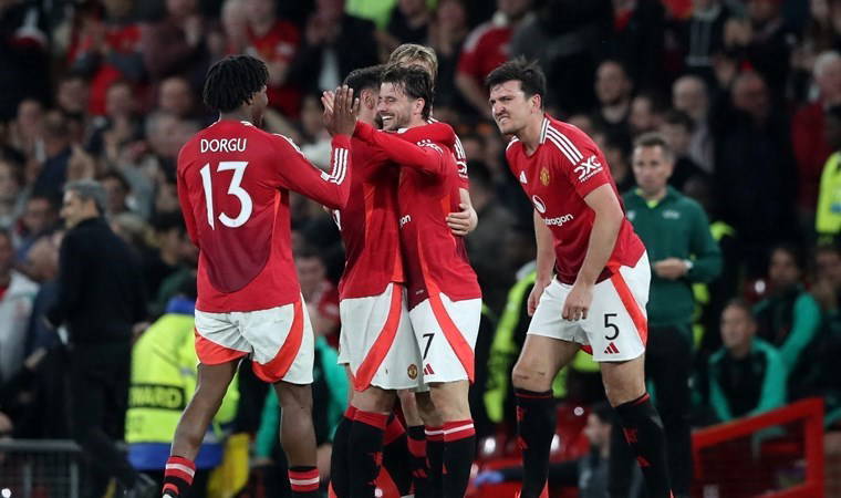 Manchester United, finale 7 golle yürüdü!