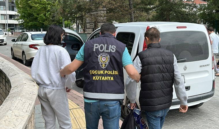 Kayıp olarak aranan iki arkadaş Kütahya'da bulundu!