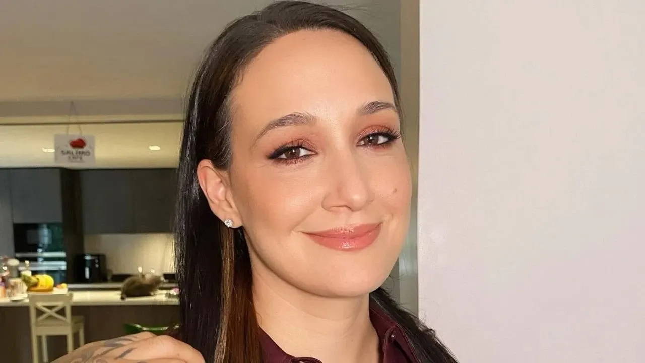 Gupse Özay'dan doğum günü pozu: 'Coşkulu bir 41, iyi ki doğdum'