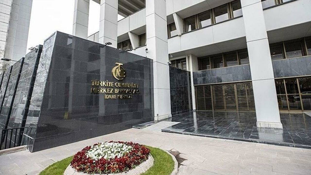 Merkez Bankası kredi kartı faiz oranlarını düşürdü