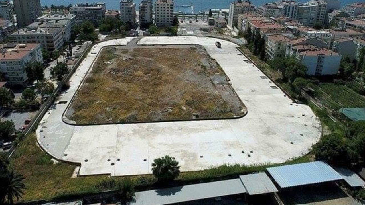 Büyükşehirden Karşıyaka Stadı açıklaması: 3. başvurumuza da yanıt vermediler