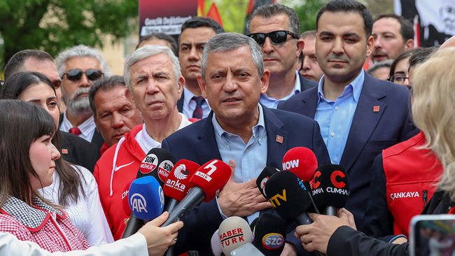 CHP'nin 19 Mayıs Gençlik Korteji'nde konuştu