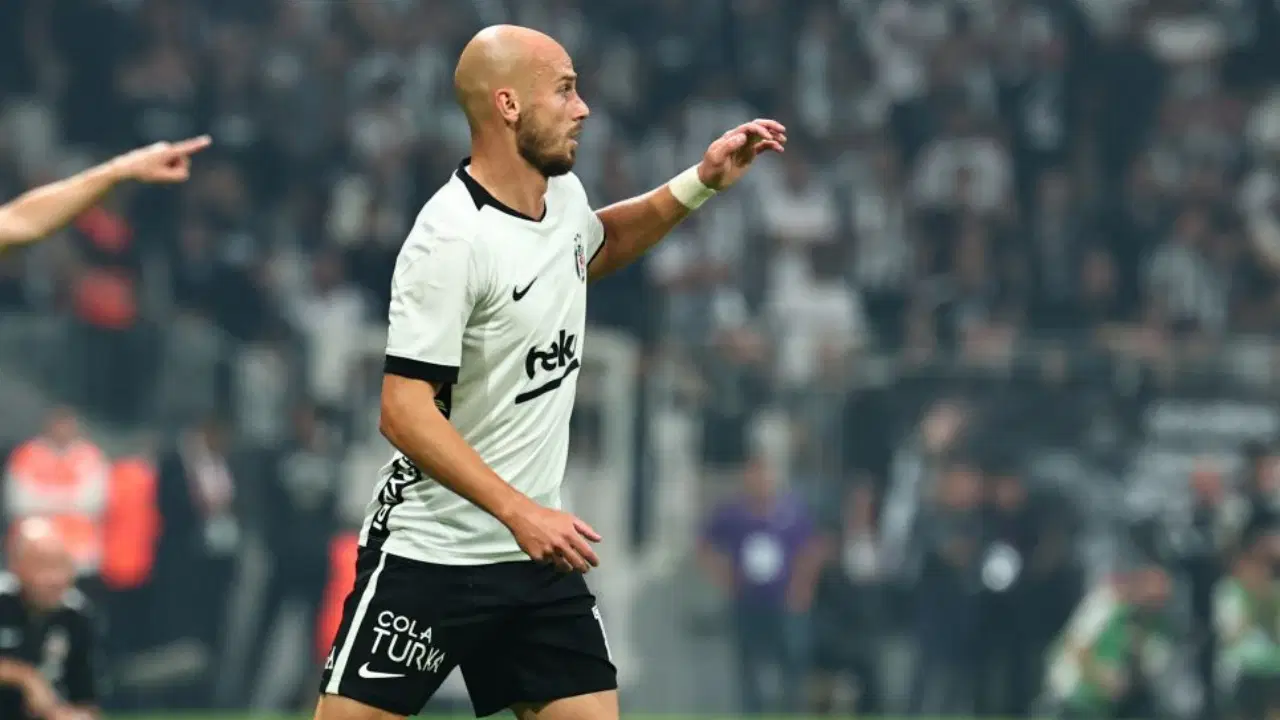 Beşiktaş'ta sakatlık: Vaclav Cerny oyuna devam edemedi!