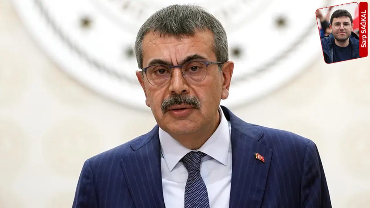 Bakan Tekin’den okullarda AKP’li vekilin oyununun oynatılmasına yanıt