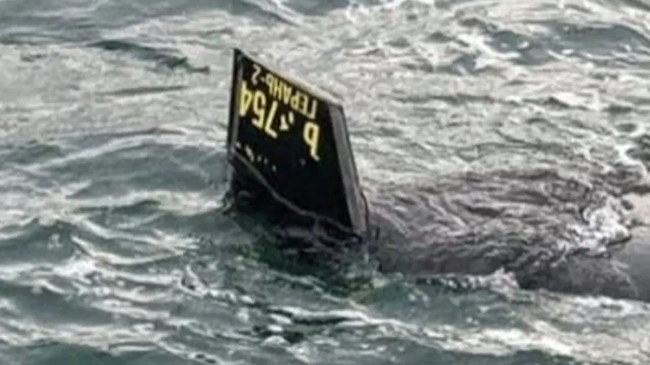 İstanbul'da denize bir cisim düştü: 'İHA' şüphesi!