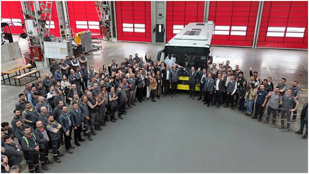 Otokar'ın ürettiği ilk Mercedes-Benz Conecto otobüs banttan indi