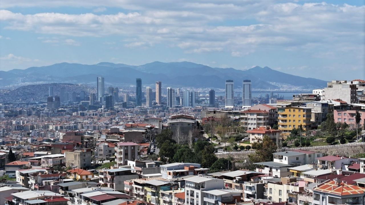İzmir’de zemin araştırmasında 44 bin 250 metre sondaj yapıldı